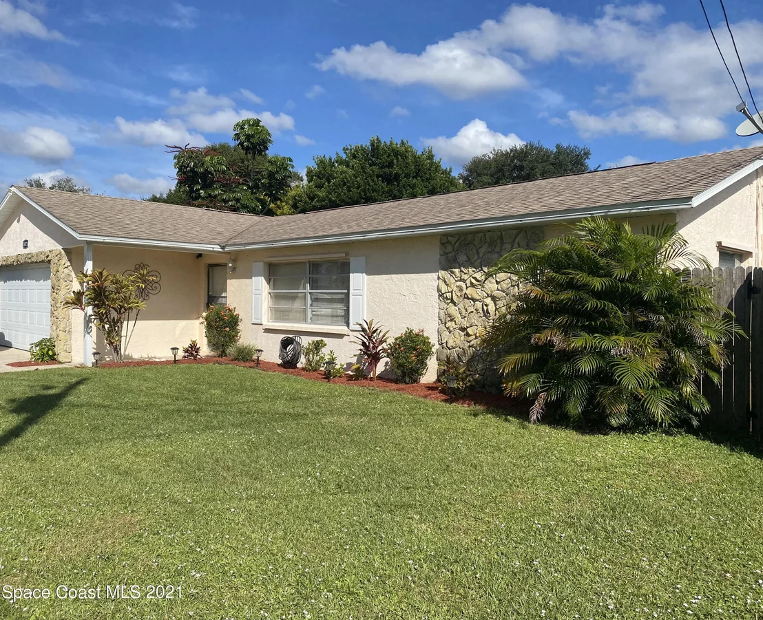 Photo of 1024 Sycamore Drive
