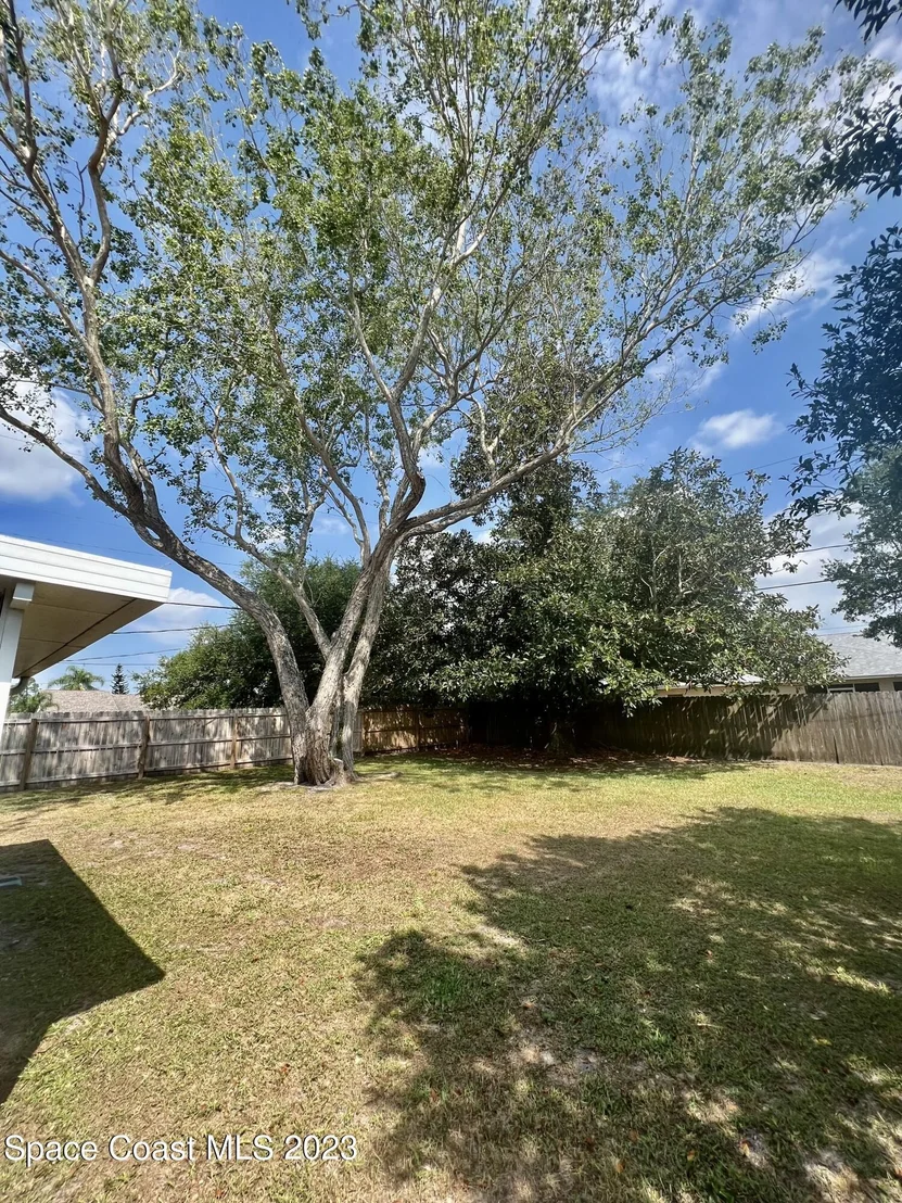 Photo of 3769 Jupiter Boulevard SE