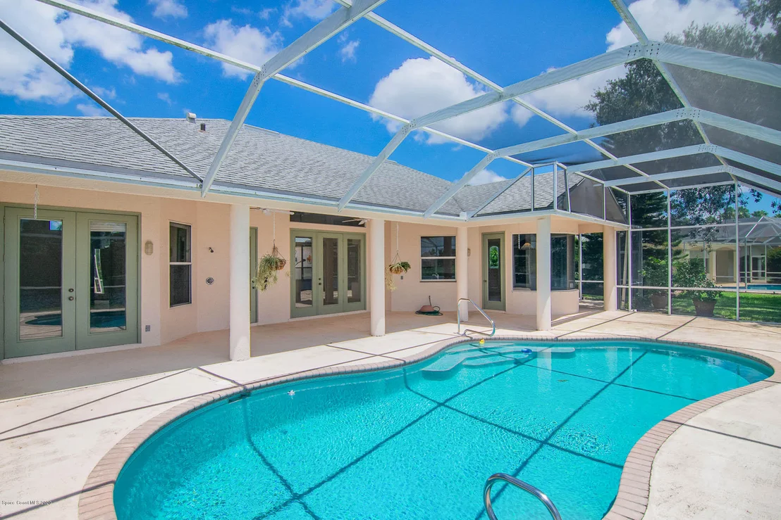 Photo of 923 Wildwood Drive