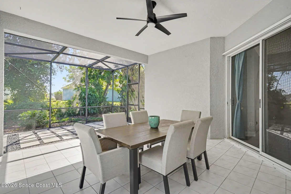 Photo of 854 Villa Drive