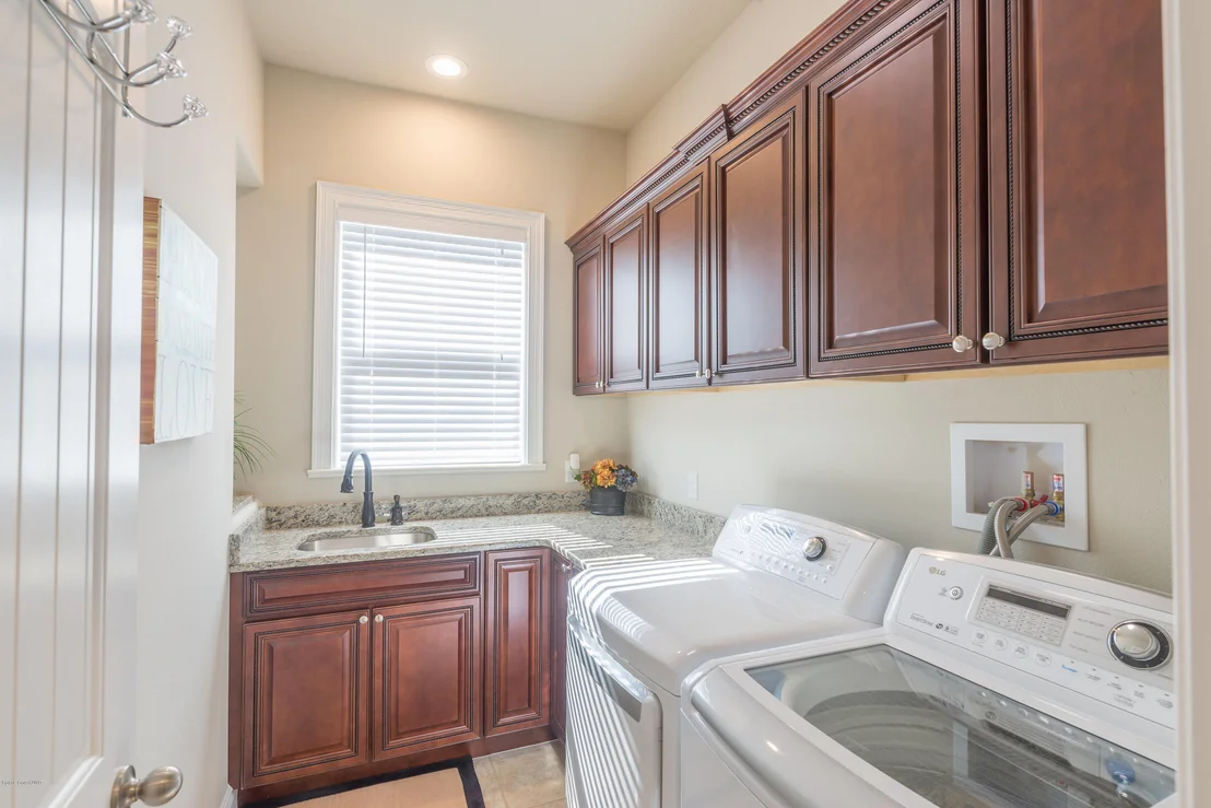 Photo of 1202 Tralee Bay Avenue