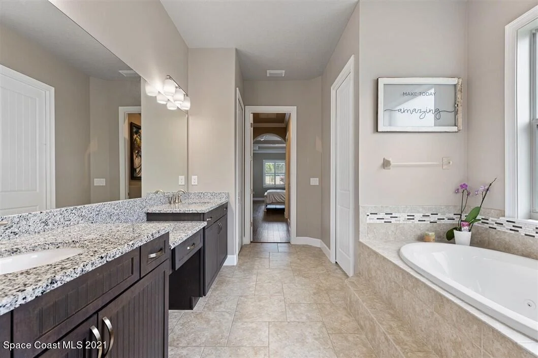 Photo of 823 Lorenza Place