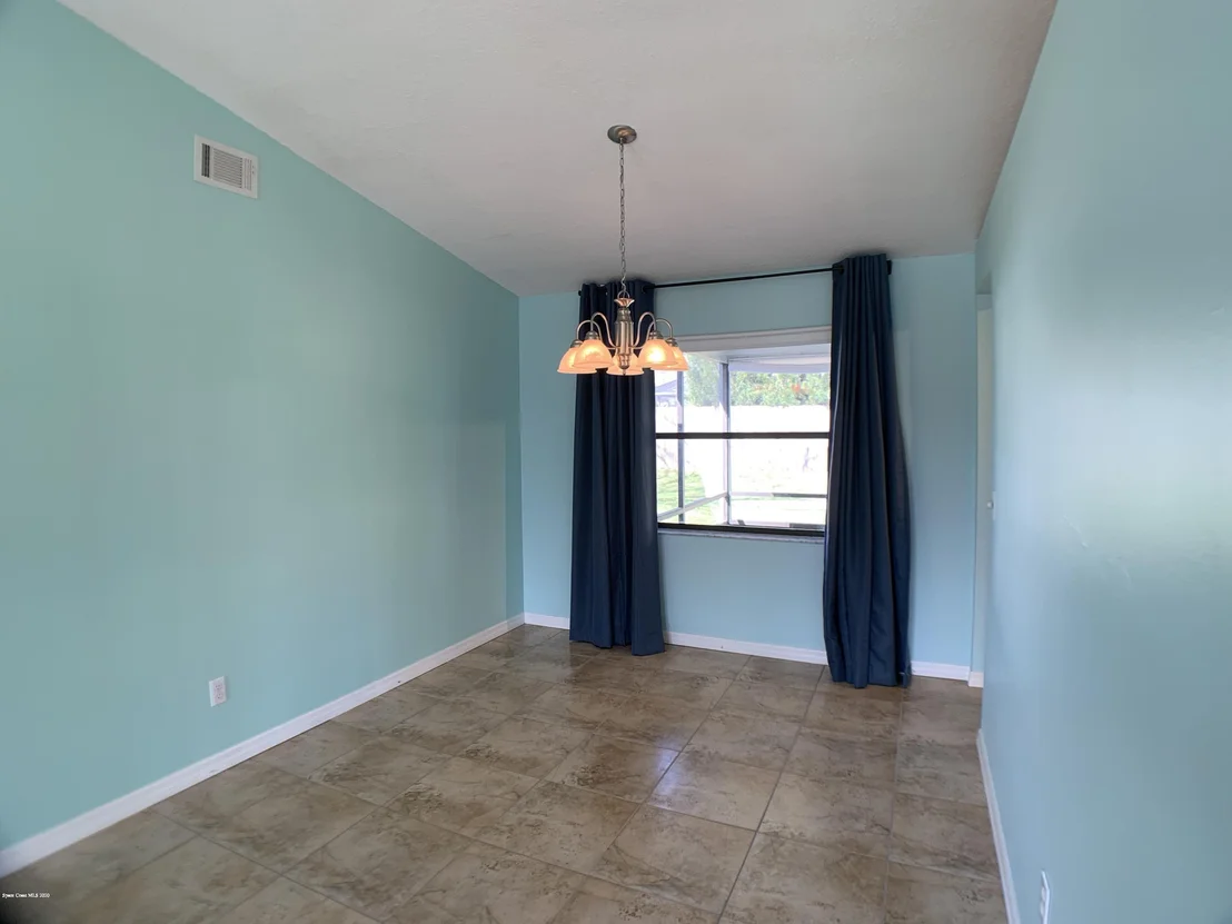 Photo of 2682 Nobility Avenue