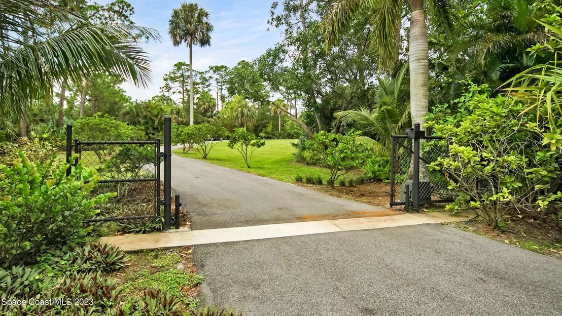 Photo of 4115 Grant Road