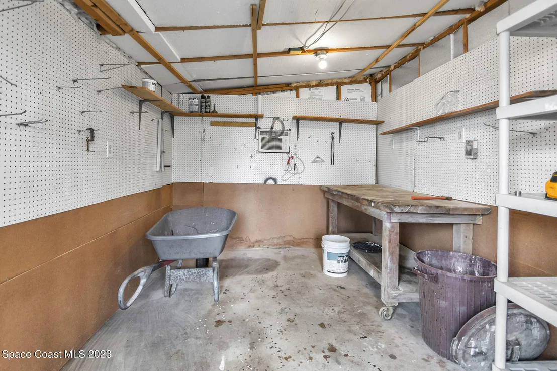 Photo of 521 Buckingham Avenue