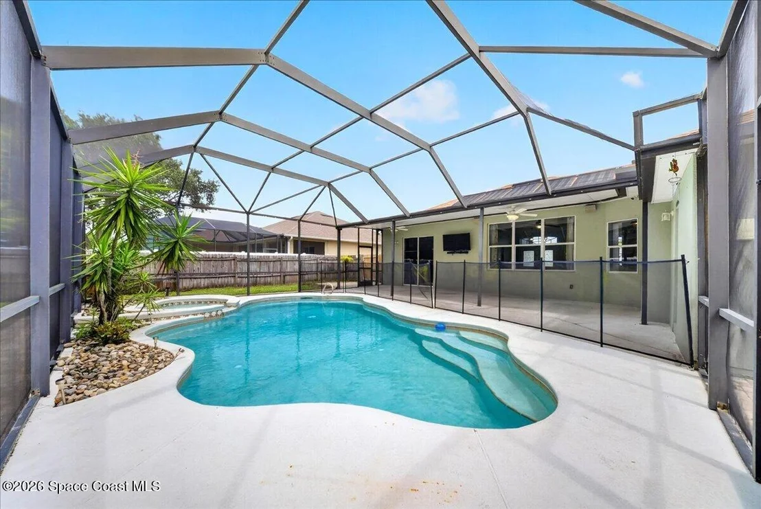 Photo of 6463 Flora Vista Place
