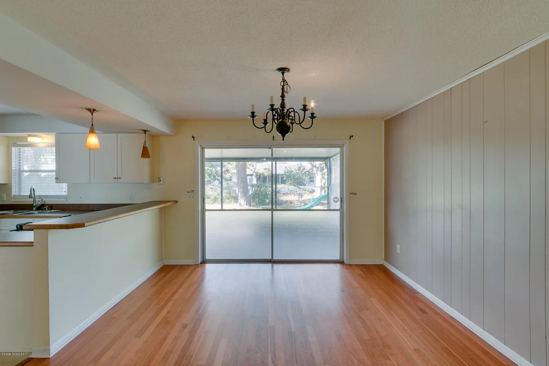 Photo of 1059 La Paloma Drive