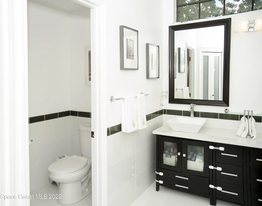 Photo of 968 Pelican Lane