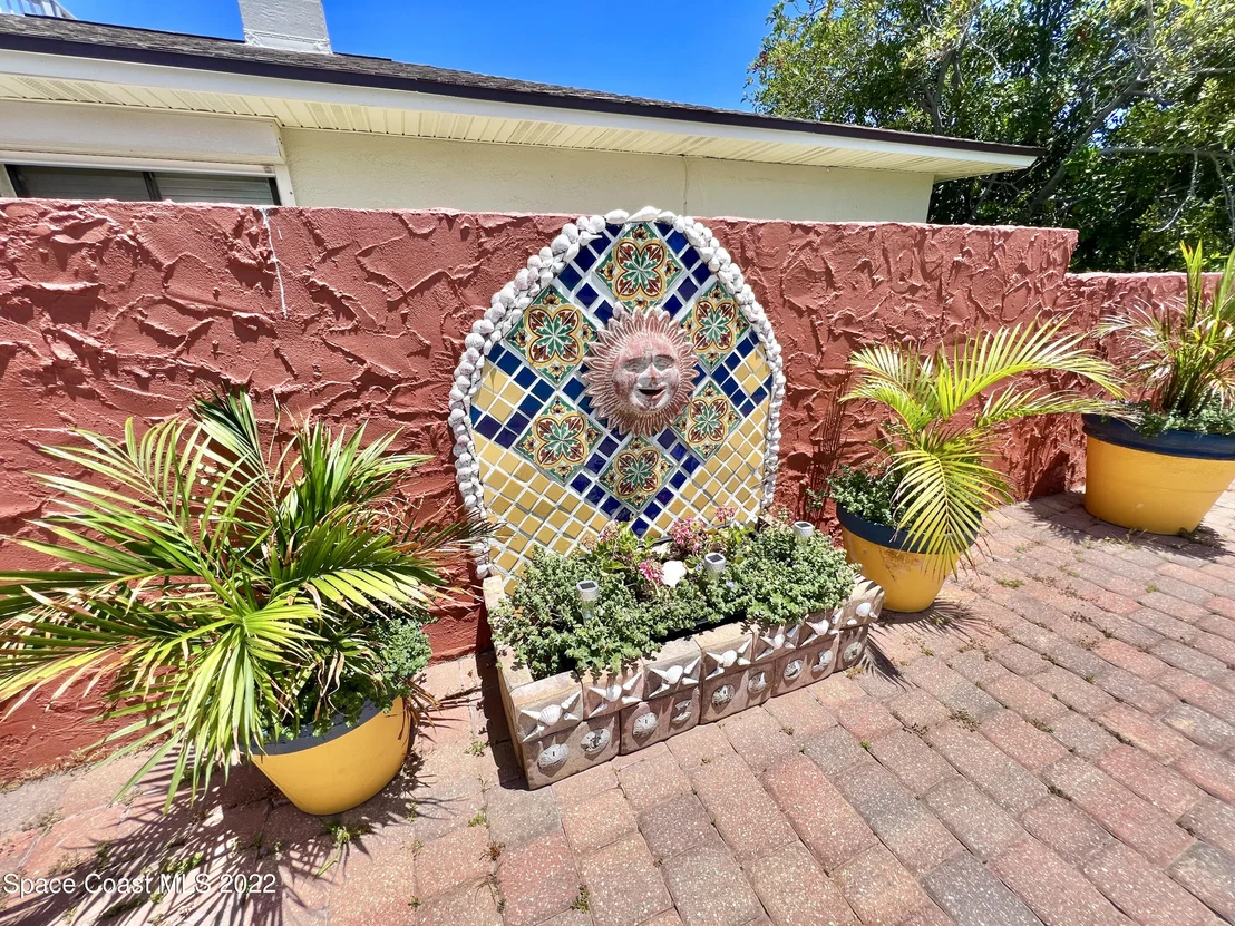 Photo of 16 Sloop Drive