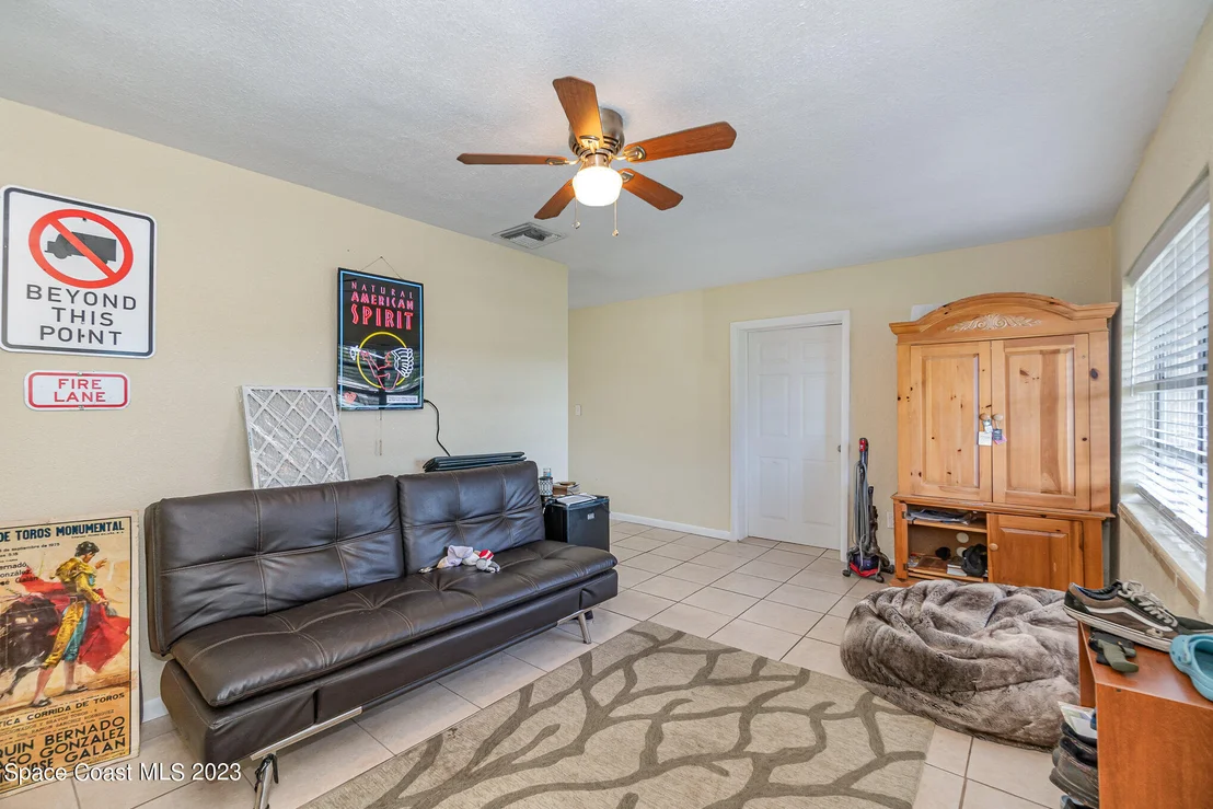 Photo of 826 Wisteria Drive