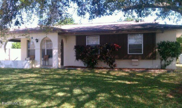 Photo of 3083 NE Edgewood Drive