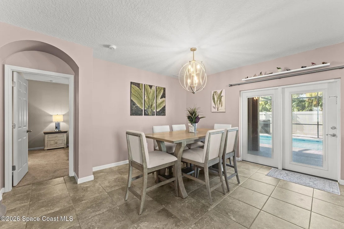 Photo of 618 Coyote Drive