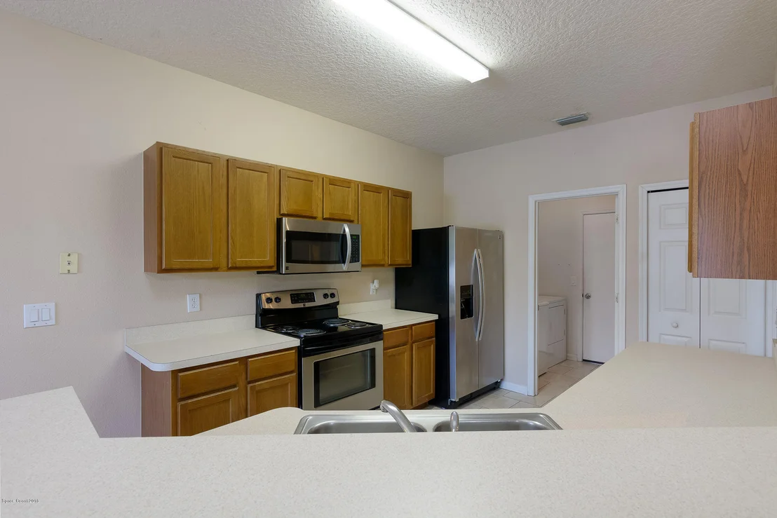 Photo of 462 Cressa Circle