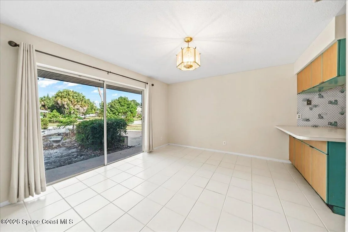 Photo of 934 Barbara Lane