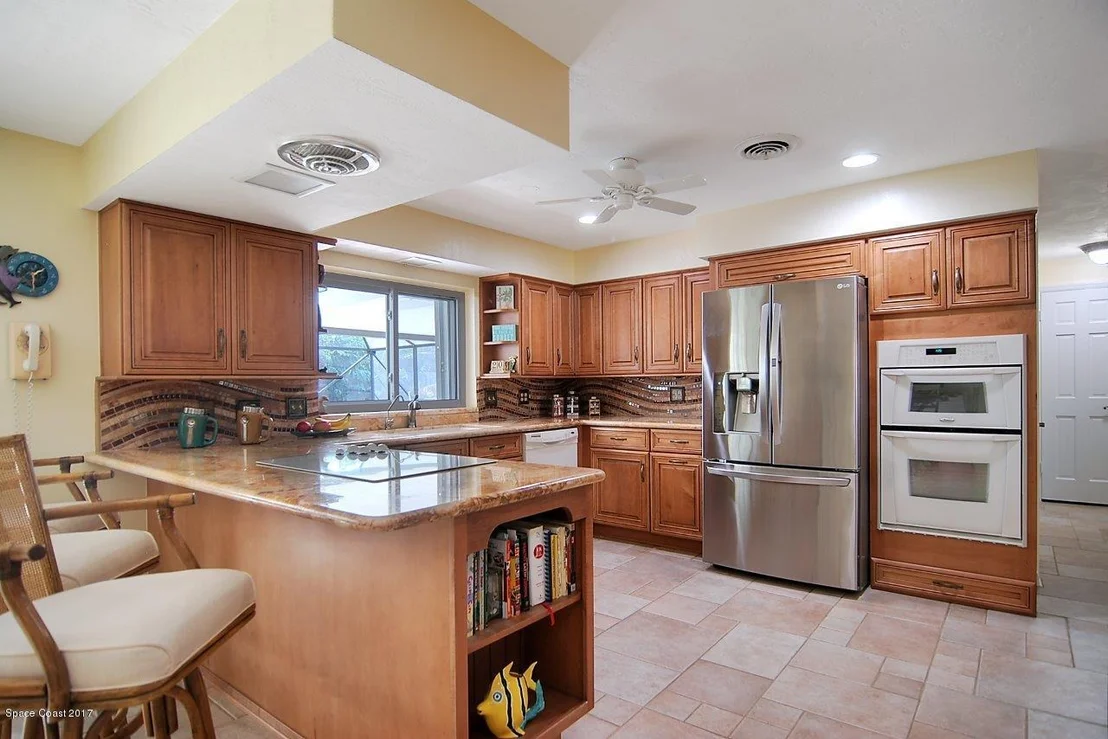 Photo of 325 Miami Avenue