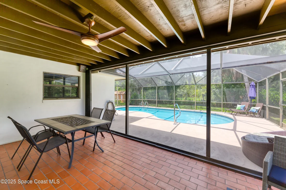 Photo of 1368 Gleneagles Way