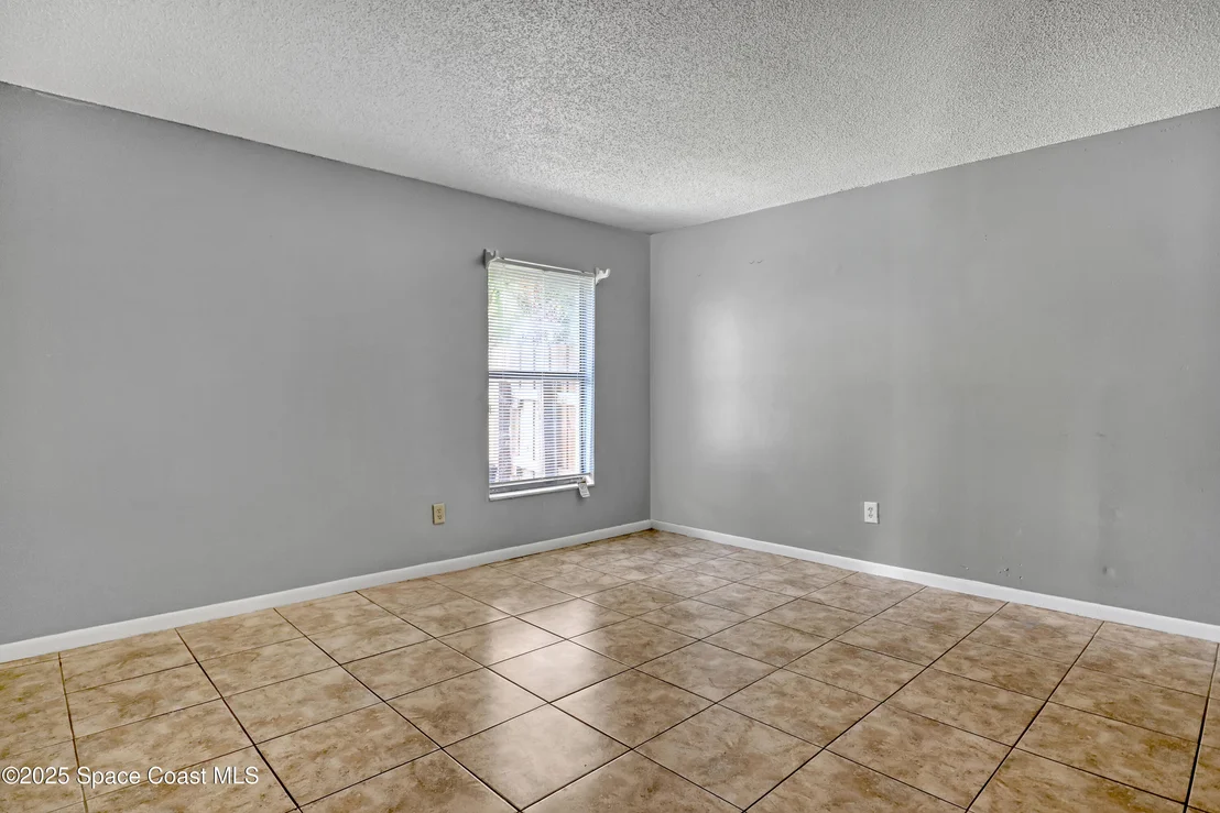 Photo of 210 Applewood Circle