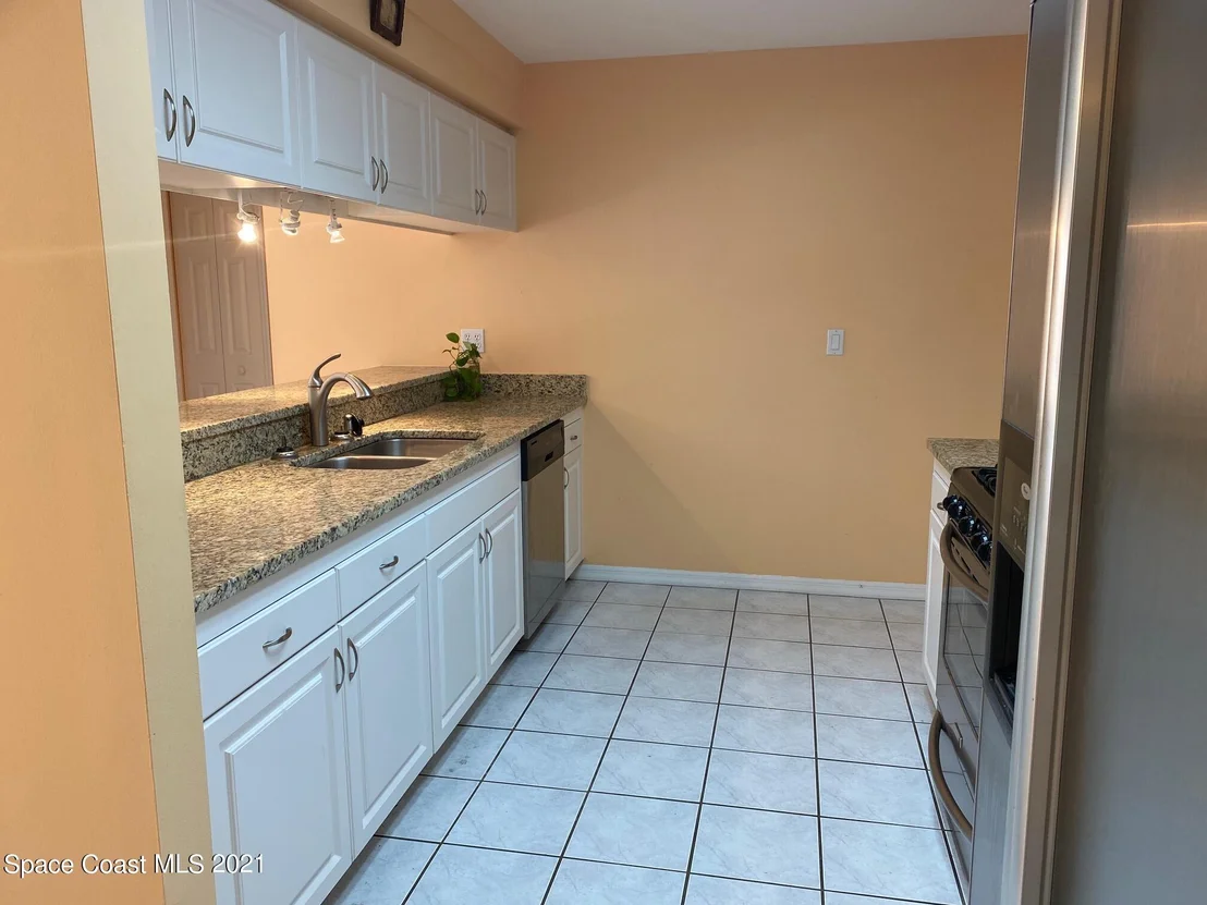 Photo of 935 Osprey Lane
