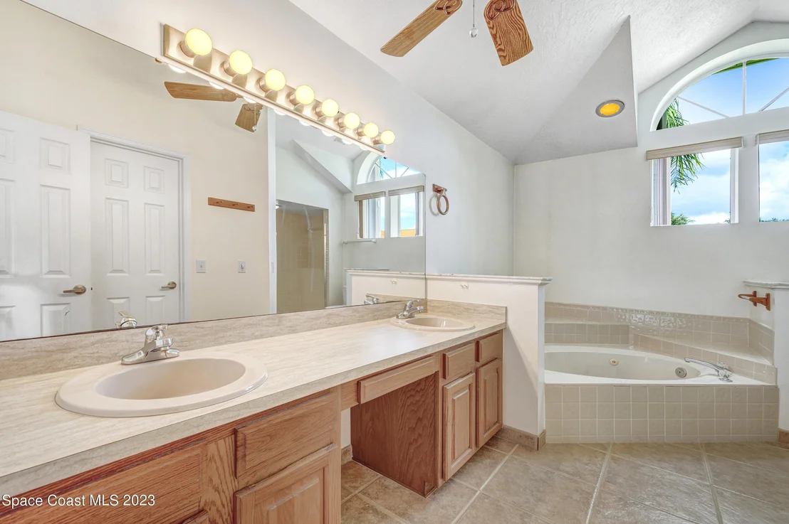 Photo of 2634 Lowell Circle