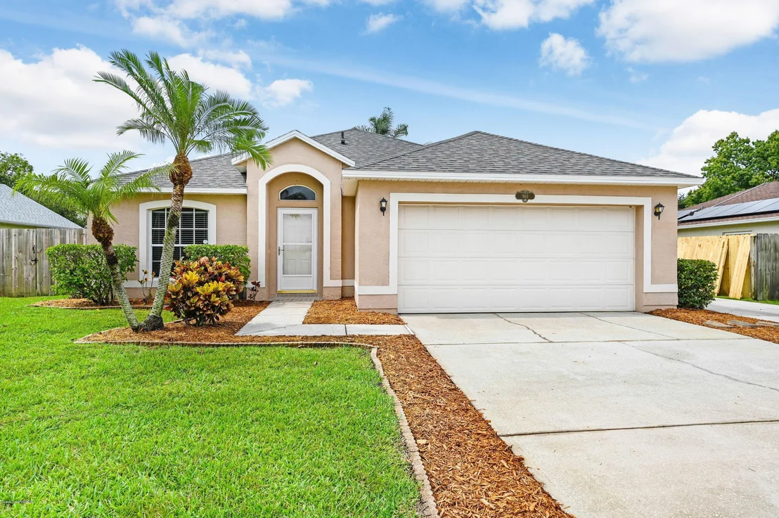 Photo of 965 Sabal Grove Drive