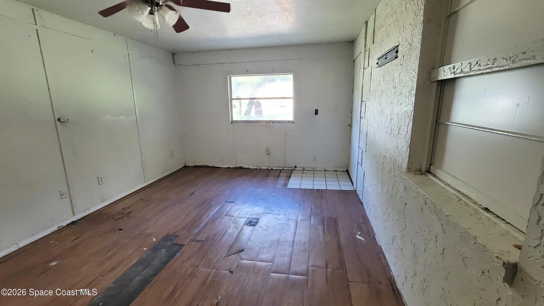 Photo of 2529 Mitchell Avenue