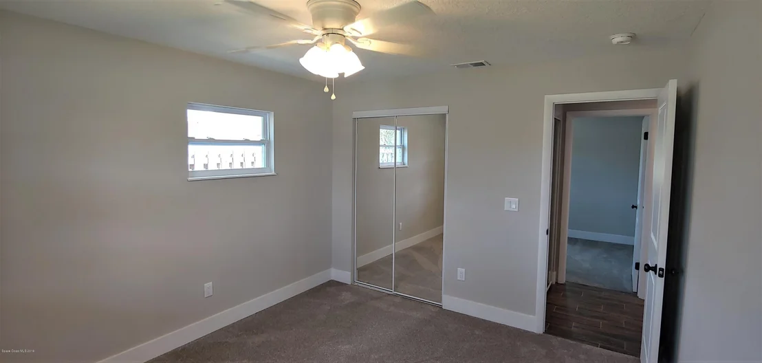 Photo of 2187 Montgomery Road