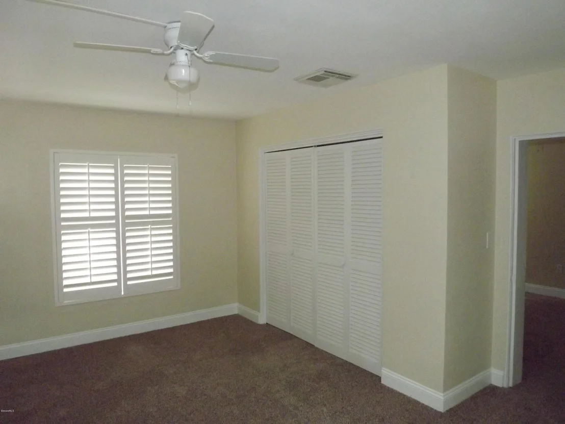 Photo of 18 S Hardee Circle