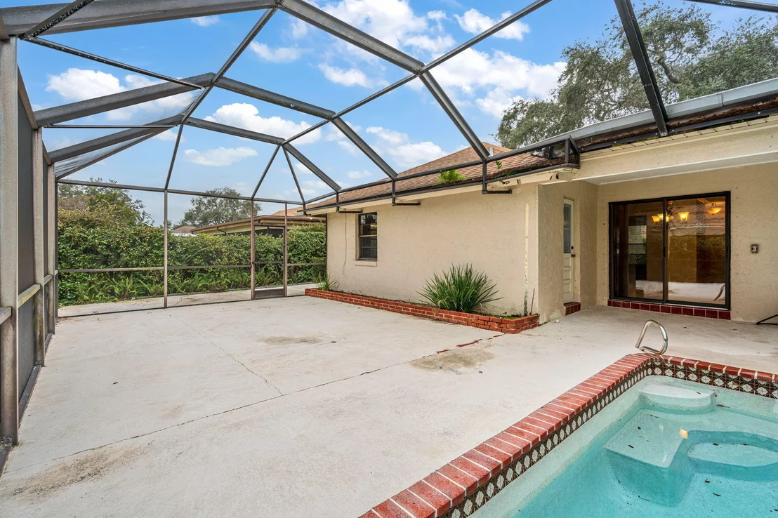 Photo of 1645 Figtree Drive