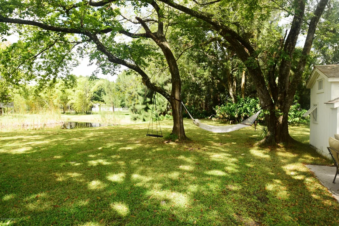 Photo of 3940 Lake Washington Road
