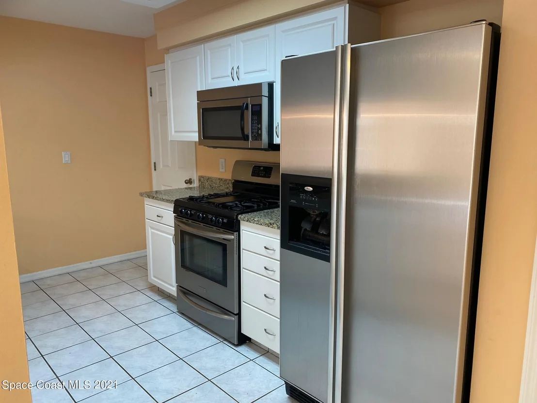 Photo of 935 Osprey Lane