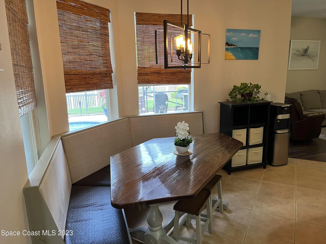 Photo of 1661 Whitman Drive