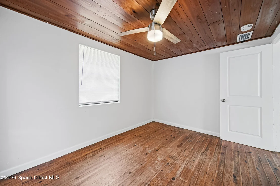 Photo of 355 Pine Avenue