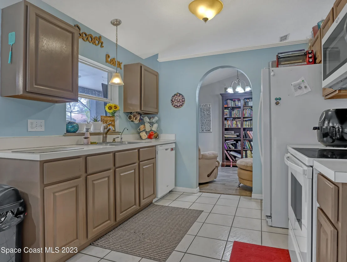 Photo of 2305 Shady Oak Road