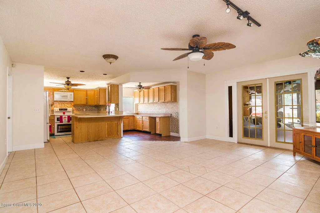 Photo of 4605 Robert Street