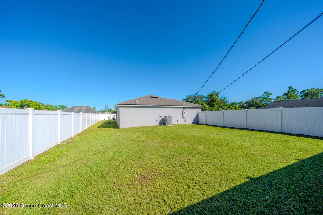 Photo of 2655 Laurel Road