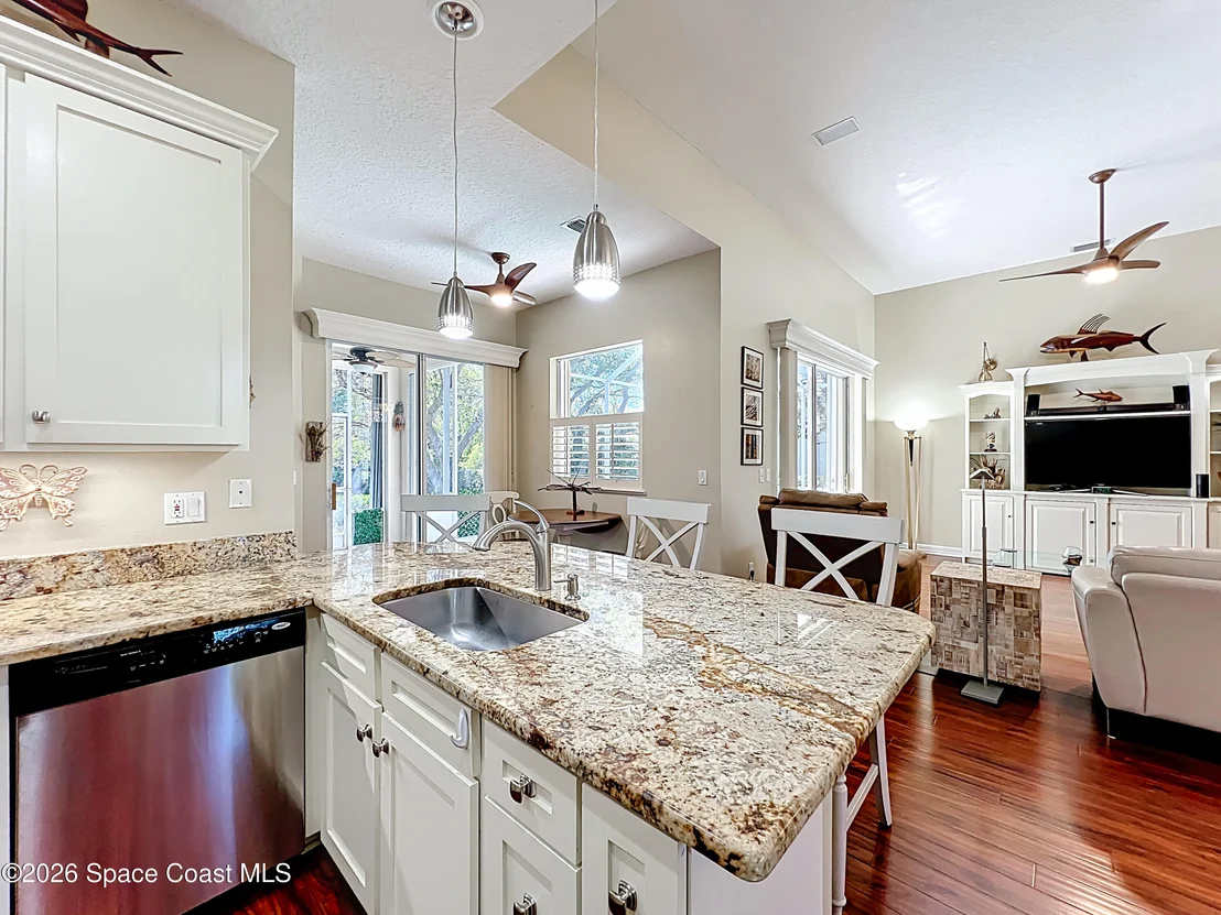 Photo of 383 Pentland Drive