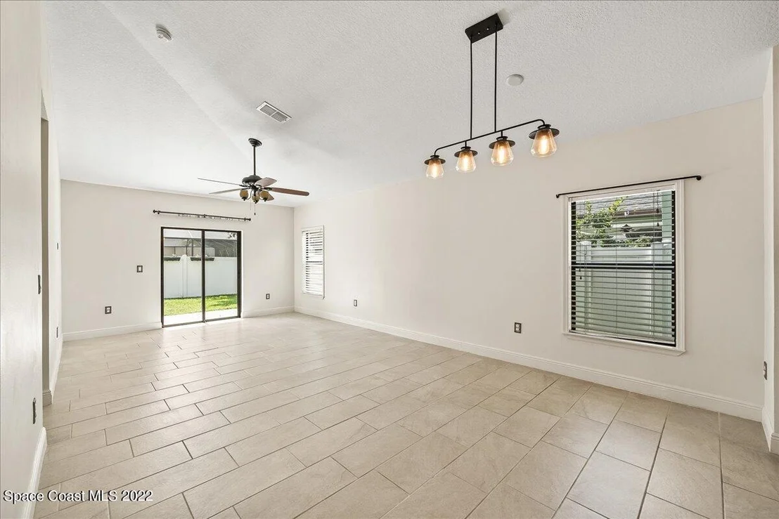 Photo of 1003 Hailey Street