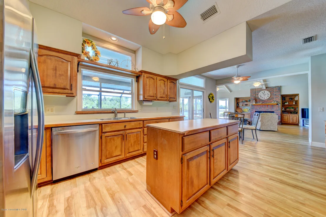Photo of 521 Spring Lake Drive
