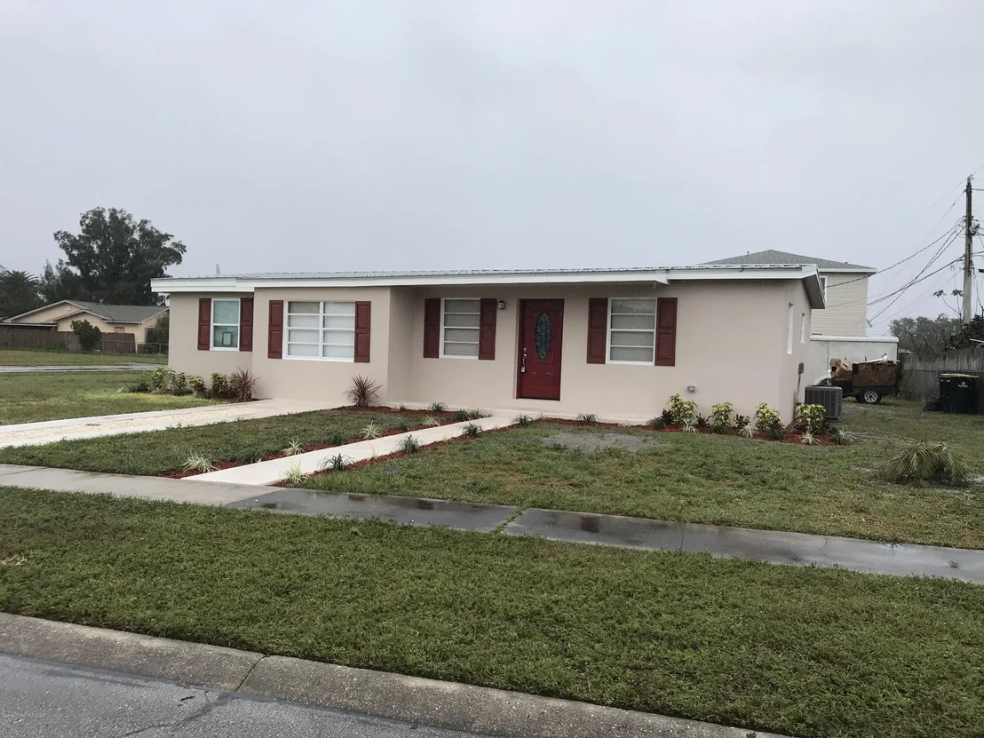 Photo of 3201 Ideal Avenue NE