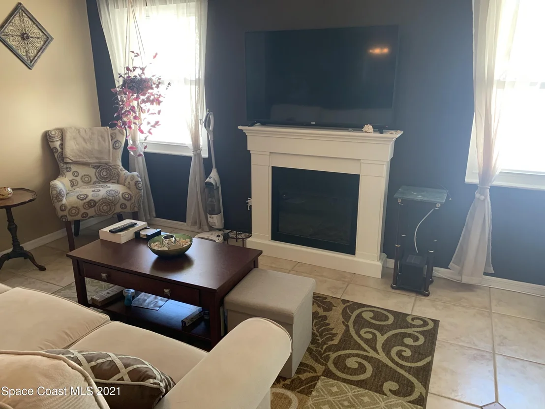 Photo of 6565 Dock Avenue