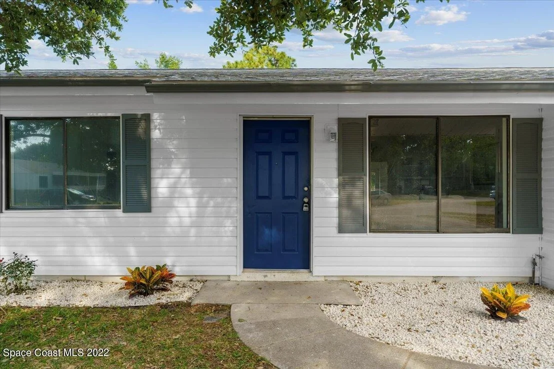 Photo of 1365 Wayside Court NE