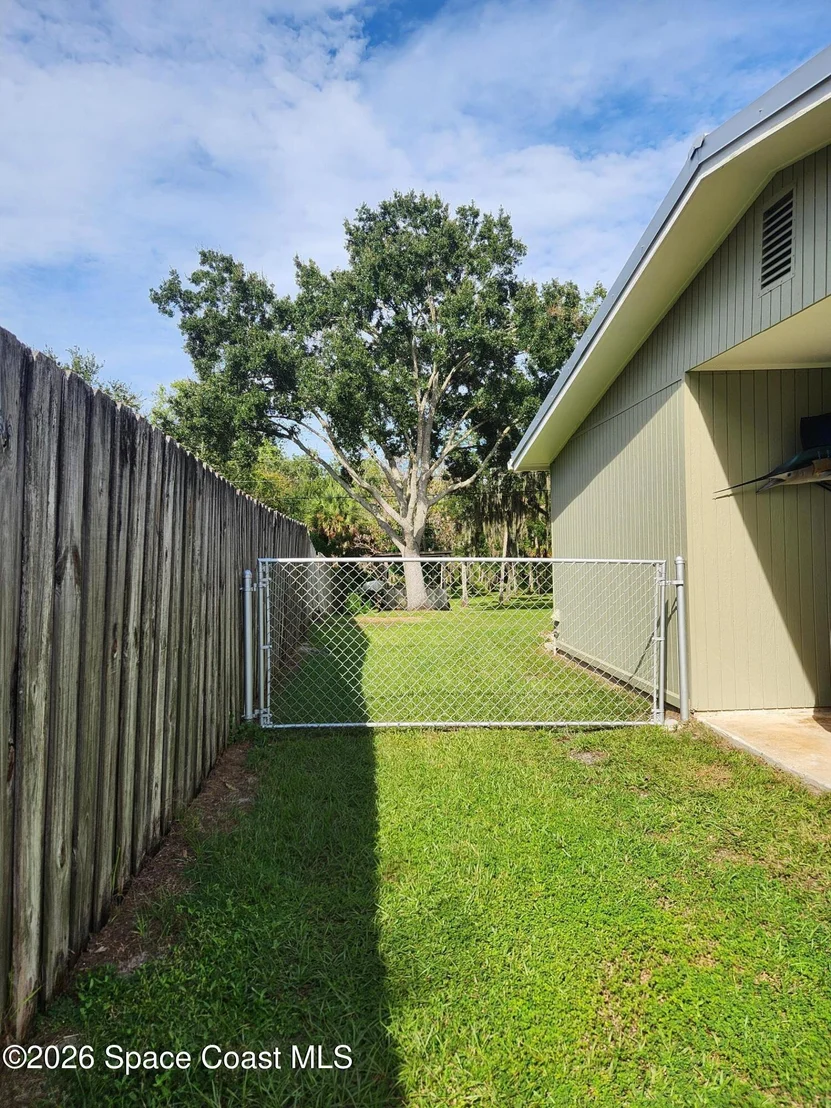 Photo of 2250 Floridiane Drive