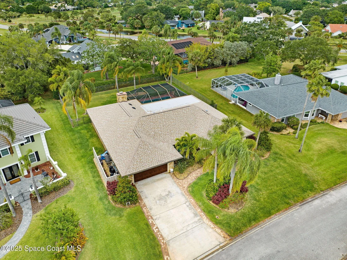 Photo of 847 Kerry Downs Circle