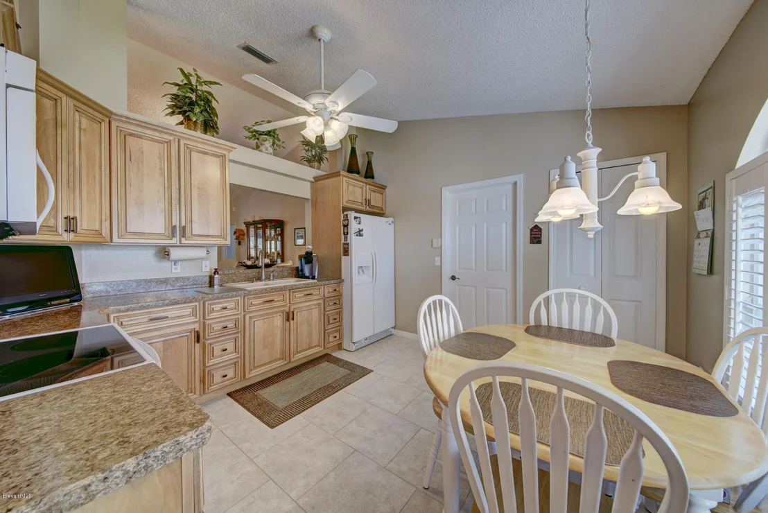 Photo of 1057 Jacaranda Circle