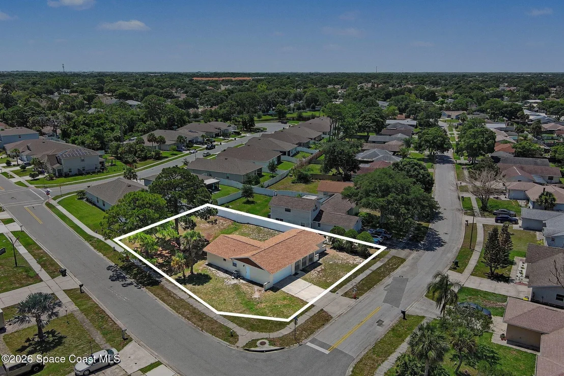 Photo of 952 Bayberry Lane