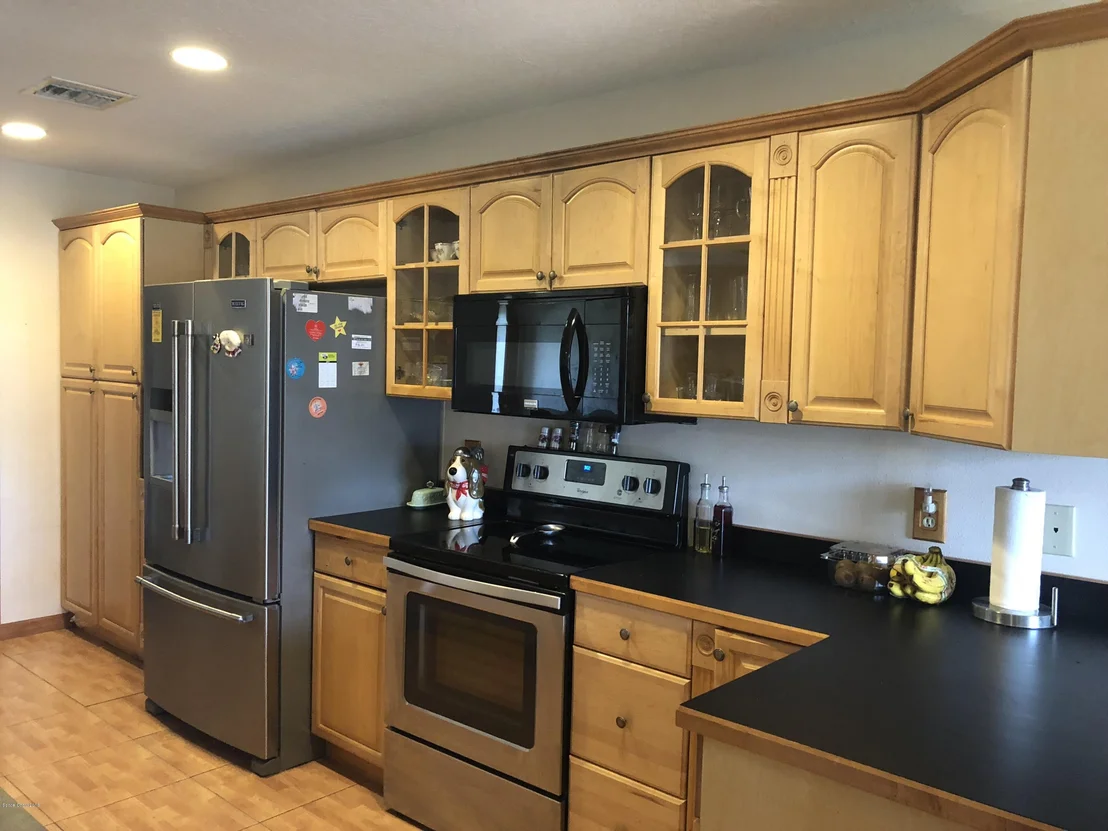 Photo of 730 Bianca Drive NE