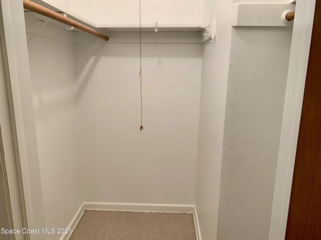 Photo of 899 Barclay Drive