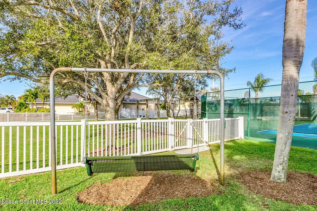 Photo of 218 Waterside Drive