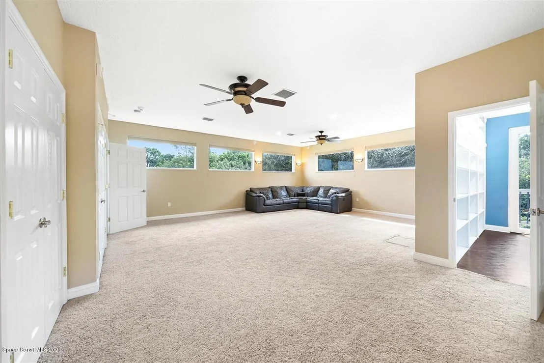 Photo of 1338 Silver Lake Drive