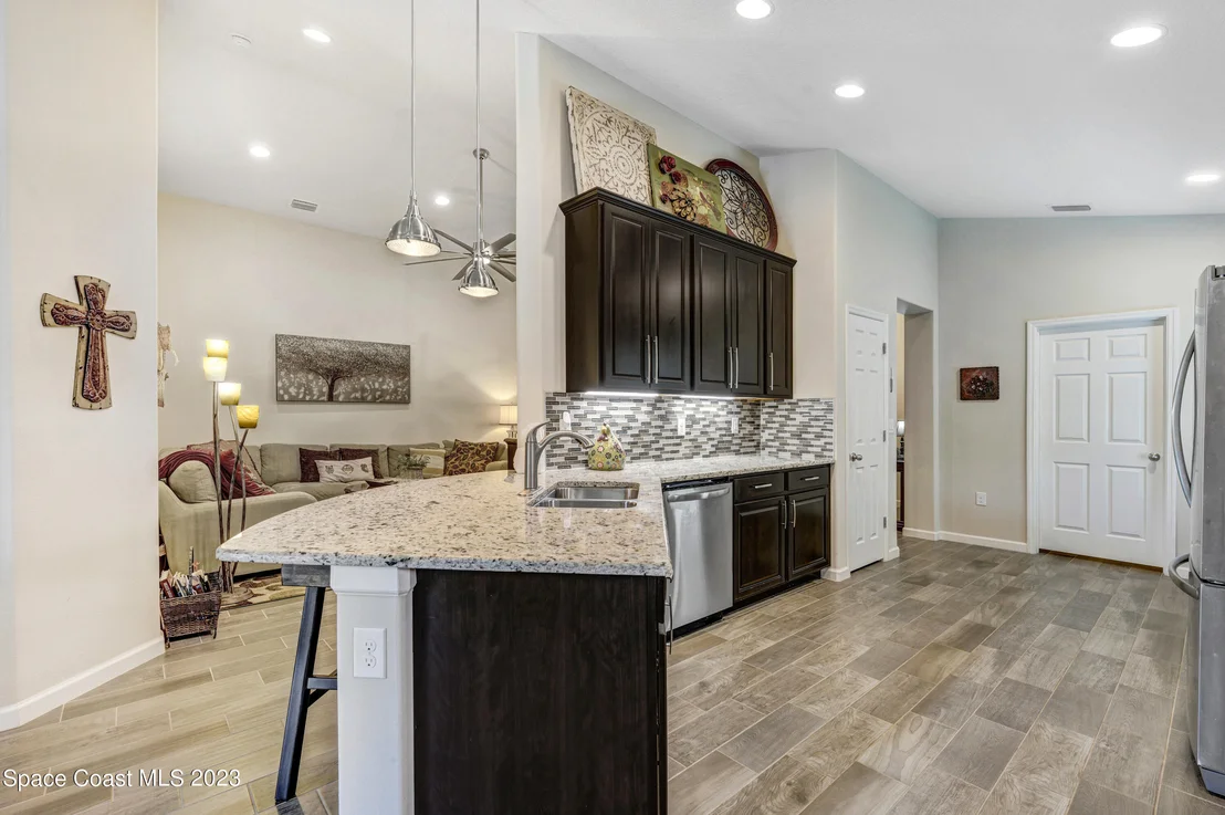 Photo of 1345 Fuji Drive